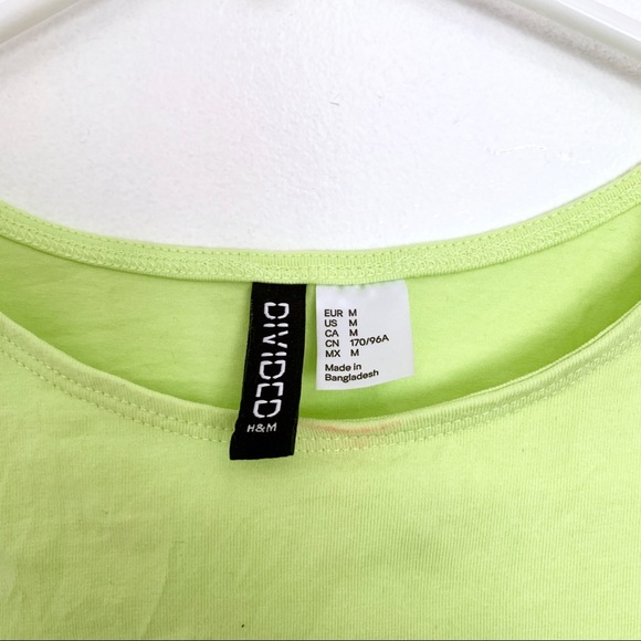 Bundle of Crop Tops - Picture 3 of 8